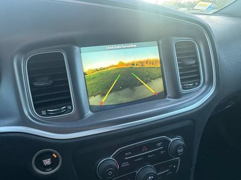 Used 2019 Dodge Charger Scat Pack RWD image 9
