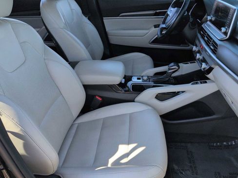 Used 2020 Kia Telluride S FWD image 23