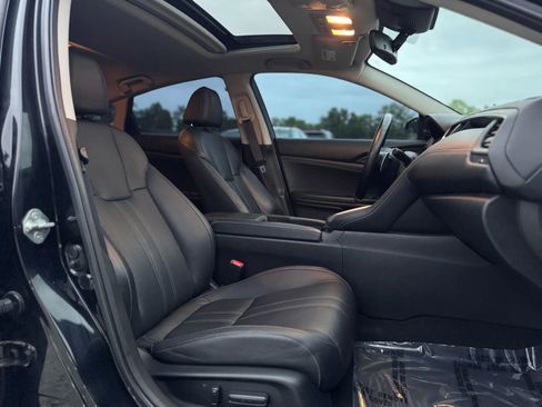 Used 2019 Honda Insight Touring image 23