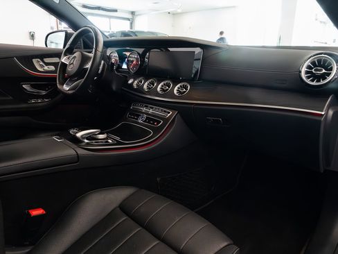 Used 2018 Mercedes-Benz E 400 Coupe image 10