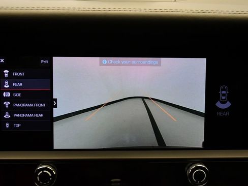 Used 2024 Porsche Macan S image 32