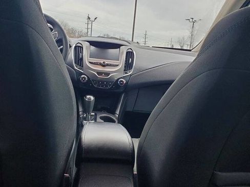 Used 2016 Chevrolet Cruze LT w/ Convenience Package FWD image 38