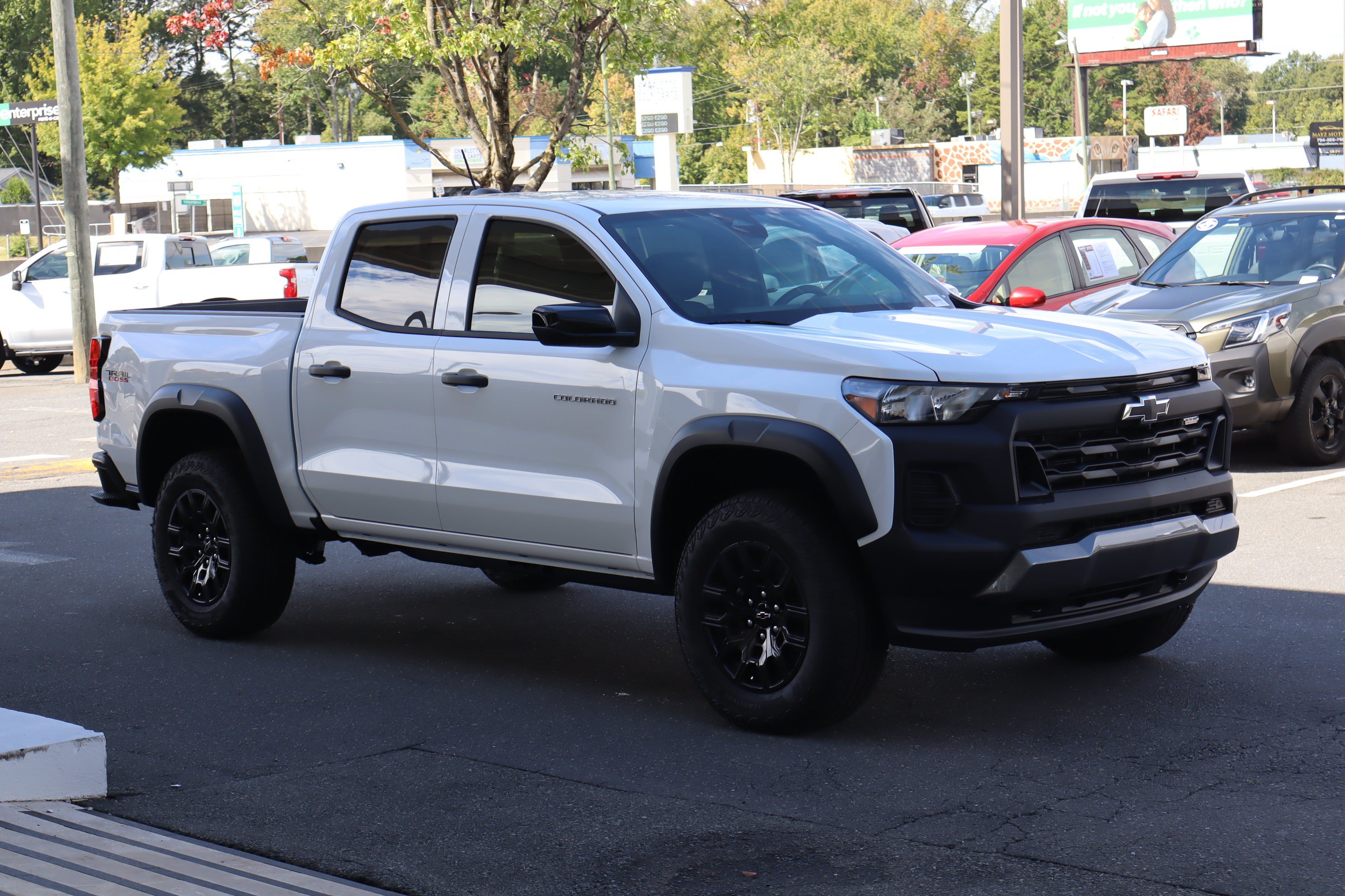 New 2026 Chevrolet Colorado Trail Boss AWD/4WD image 2