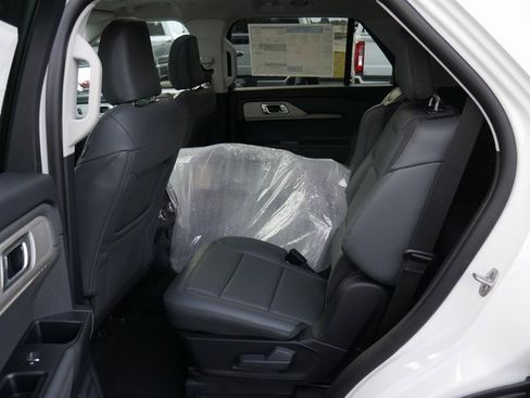 New 2026 Ford Explorer Active w/ Active Comfort Package image 25