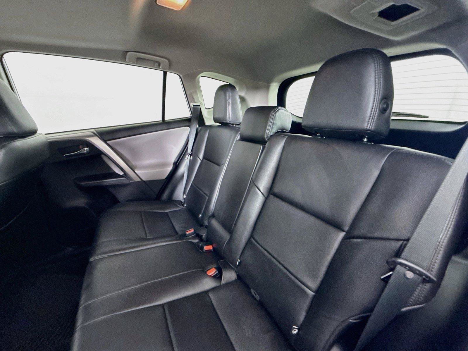 Used 2018 Toyota RAV4 XLE FWD image 27