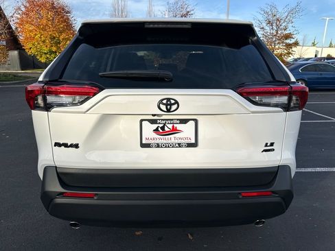 Certified 2025 Toyota RAV4 LE image 4