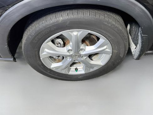 Used 2024 Honda HR-V LX image 14