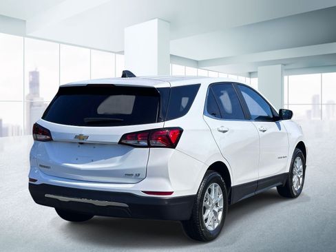 Used 2024 Chevrolet Equinox LT AWD/4WD image 4
