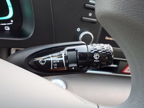 New 2026 Hyundai Elantra Hybrid FWD image 28