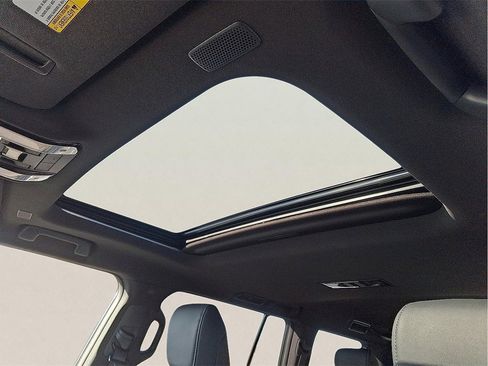 Used 2025 Lexus GX 550 image 24