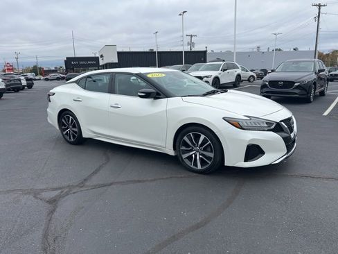 Used 2023 Nissan Maxima SV w/ Floor Mat Group image 1