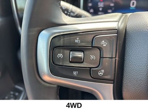 Used 2025 Chevrolet Silverado 2500 LT w/ Convenience Package image 8