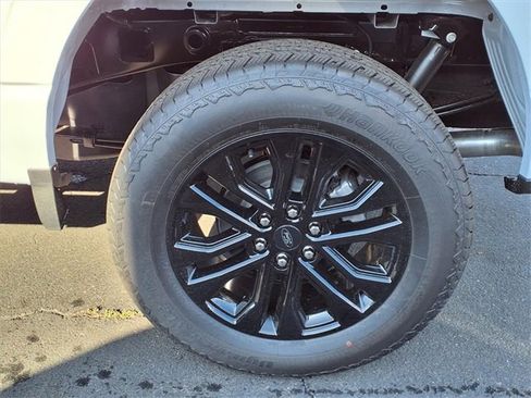 New 2025 Ford F150 Lariat w/ Equipment Group 501A Mid image 5