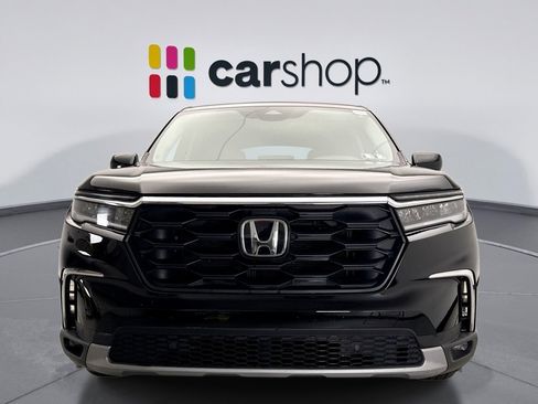 Used 2025 Honda Pilot EX-L image 8