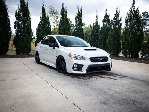Used 2018 Subaru WRX Premium image 2