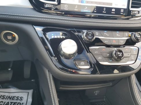 New 2026 Chrysler Pacifica Limited w/ S Appearance Package image 20