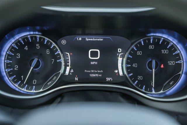 Used 2019 Chrysler Pacifica Limited FWD image 58