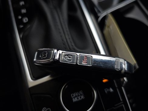 Certified 2024 Kia Sportage EX image 28