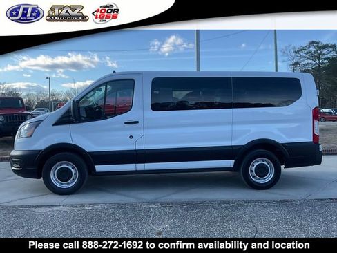 Used 2020 Ford Transit 150 XL image 4