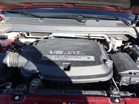 Used 2019 Chevrolet Colorado LT w/ LT Convenience Package image 18