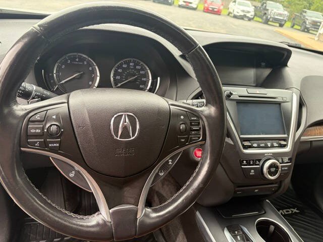 Used 2018 Acura MDX w/ Advance & Entertainment Pkg AWD/4WD image 16