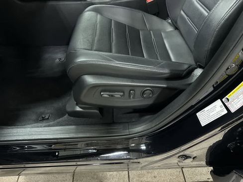 Used 2023 Honda CR-V EX-L image 23