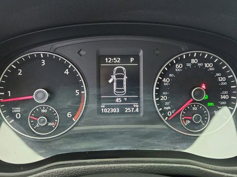 Used 2014 Volkswagen Passat TDI SE FWD image 13