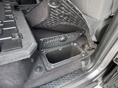 Used 2020 RAM 2500 Big Horn w/ Level 2 Equipment Group image 31