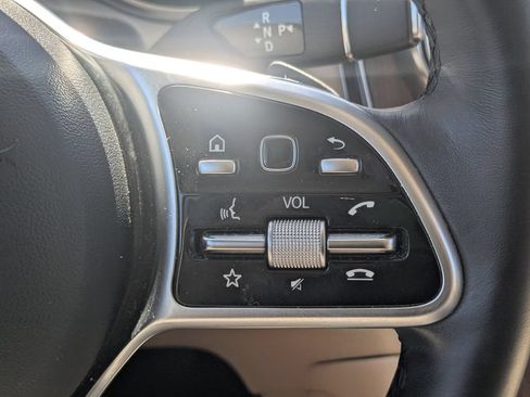 Certified 2022 Mercedes-Benz GLC 300 4MATIC image 11