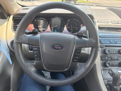 Used 2011 Ford Taurus SEL w/ 201A Rapid Spec Order Code FWD image 16