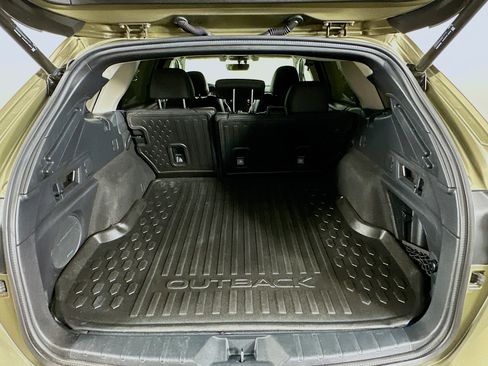 Used 2022 Subaru Outback Limited image 28