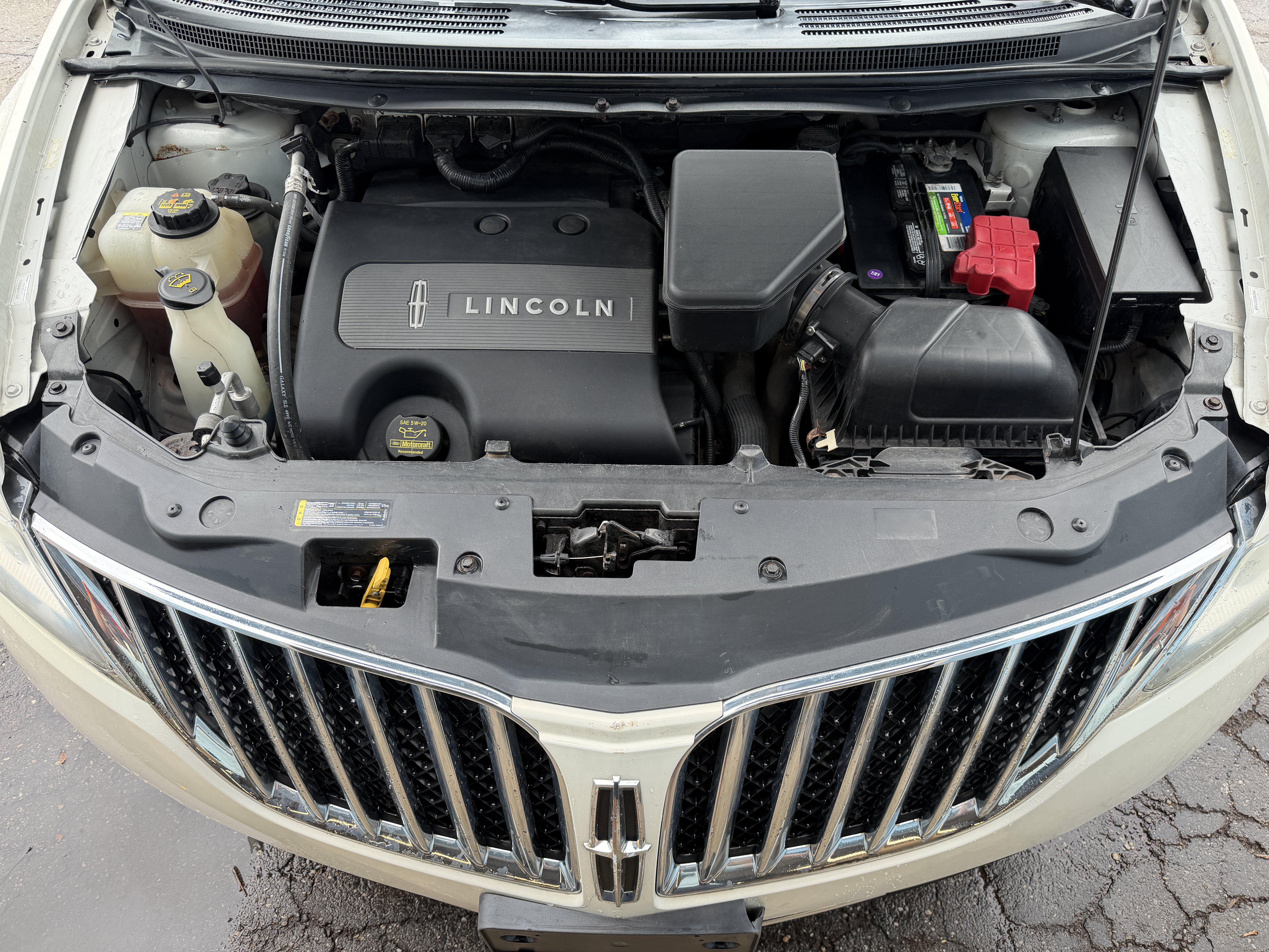 Used 2012 Lincoln MKX AWD image 37