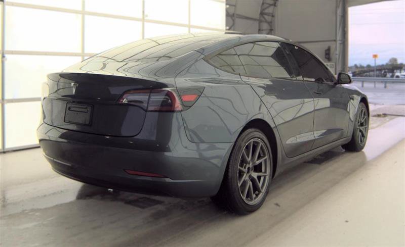 Used 2023 Tesla Model 3 Standard Range RWD image 9