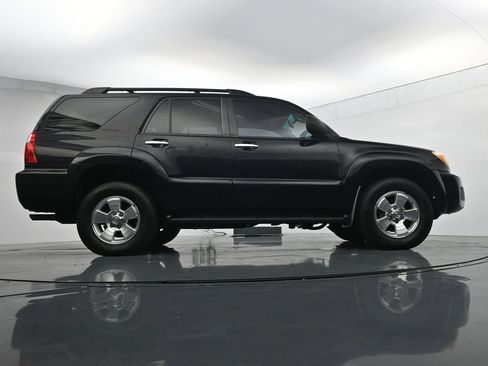 Used 2008 Toyota 4Runner SR5 AWD/4WD image 37