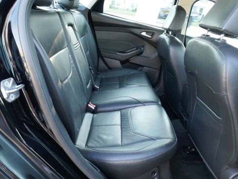 Used 2016 Ford Focus SE w/ Equipment Group 201A image 17