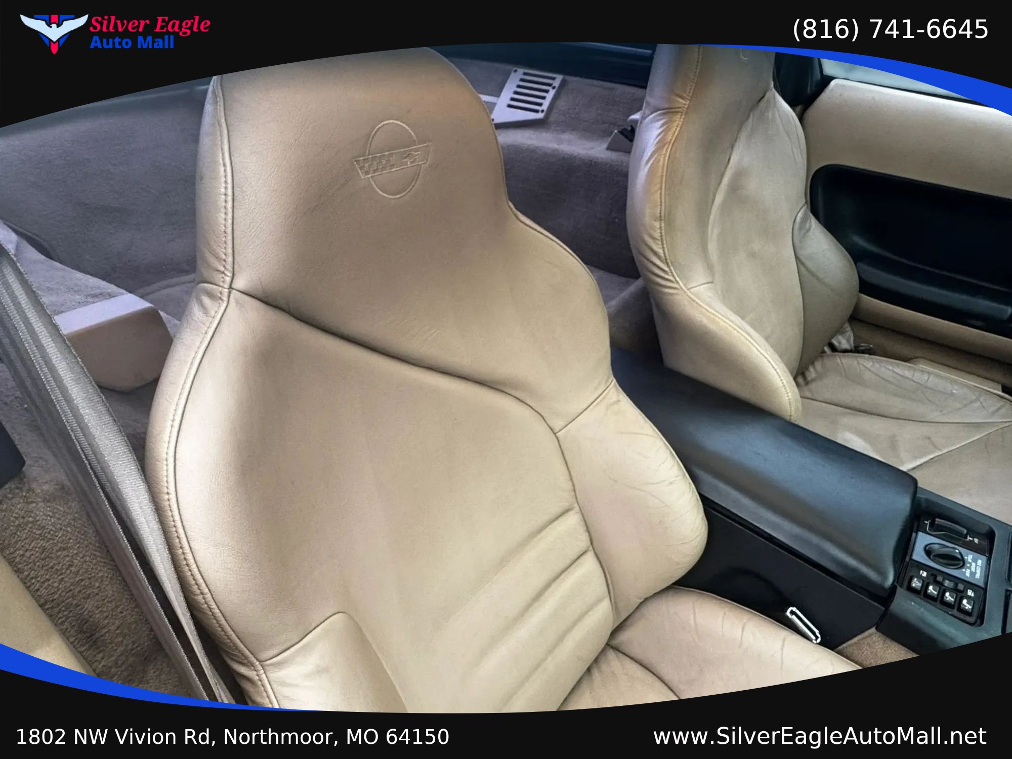 Used 1994 Chevrolet Corvette Coupe RWD image 16