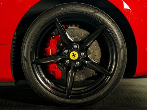 Used 2017 Ferrari 488 Spider image 14