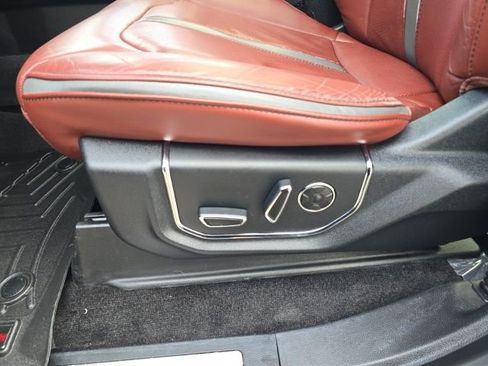 Used 2018 Ford F150 Platinum w/ Technology Package AWD/4WD image 15