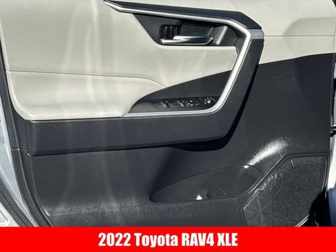 Certified 2022 Toyota RAV4 XLE image 4