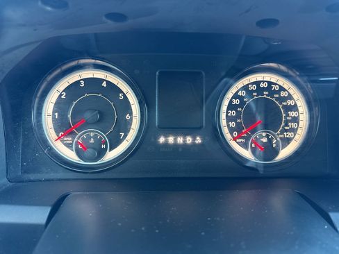 Used 2019 RAM 1500 Tradesman w/ Popular Equipment Group AWD/4WD image 32