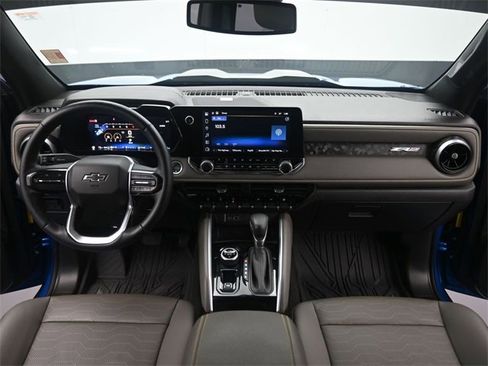 Used 2024 Chevrolet Colorado ZR2 w/ ZR2 Convenience Package III image 12