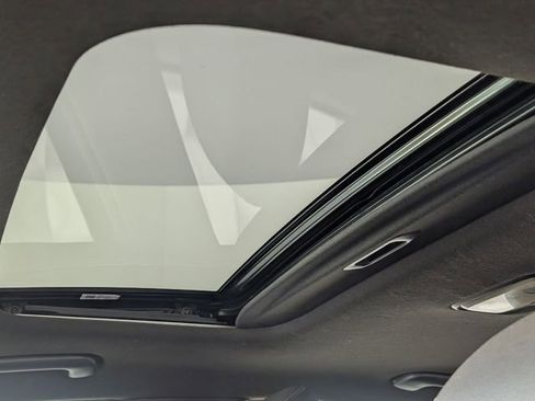 Used 2023 Kia Forte GT-Line w/ GT-Line Premium Package FWD image 12