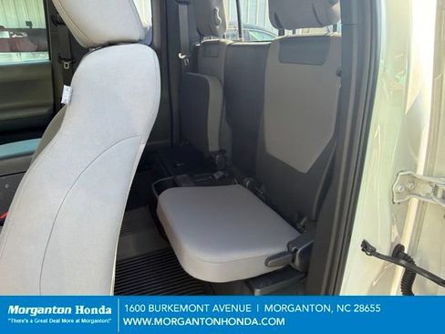 Used 2020 Toyota Tacoma SR w/ SR Convenience Package RWD image 24