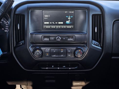 Used 2018 Chevrolet Silverado 2500 W/T w/ WT Convenience Package image 29