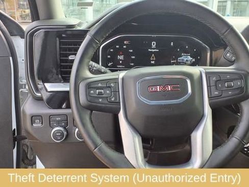 Used 2025 GMC Sierra 1500 SLT image 27