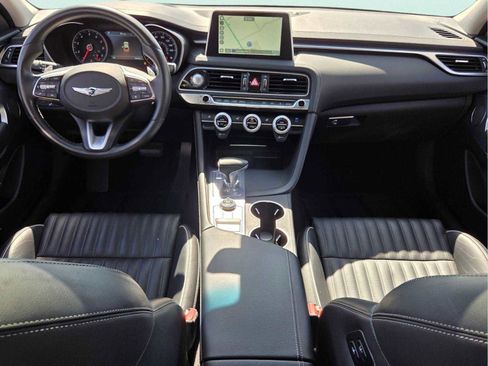 Used 2021 Genesis G70 2.0T w/ Elite Package RWD image 10