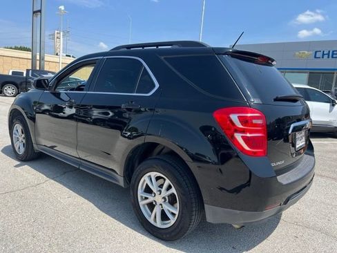 Used 2017 Chevrolet Equinox LT w/ Convenience Package FWD image 4