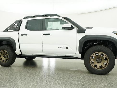 New 2026 Toyota Tacoma 4x4 Double Cab Hybrid image 28