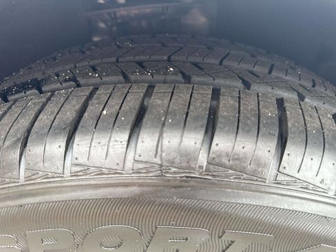 Used 2020 Ford Edge SEL w/ Cold Weather Package image 52