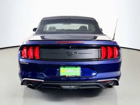 Used 2018 Ford Mustang Convertible w/ Black Accent Package RWD image 8